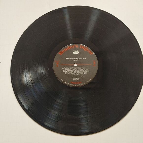 A PARADE OF NOSTALGIC HITS. REMEMBERING THE '40. - Picture 11 of 16